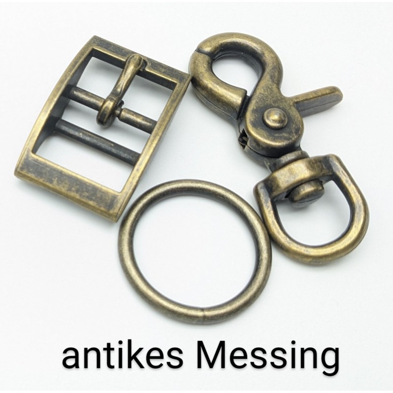 Halsbandset SINA in beige mit Gravur | Auswahl: Halsband + Leine | Beschläge: antikes Messing | Farbe: beige