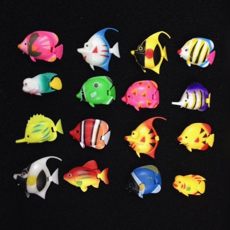 10PCS Kunststoff Schwimmende Fische Kleine Aquarium Ornament Gefälschte Tropische Fische Aquarium Dekorationen Random color