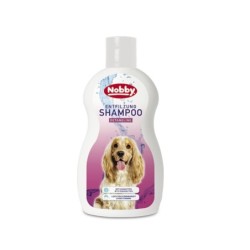 Entwirrendes Hundeshampoo...